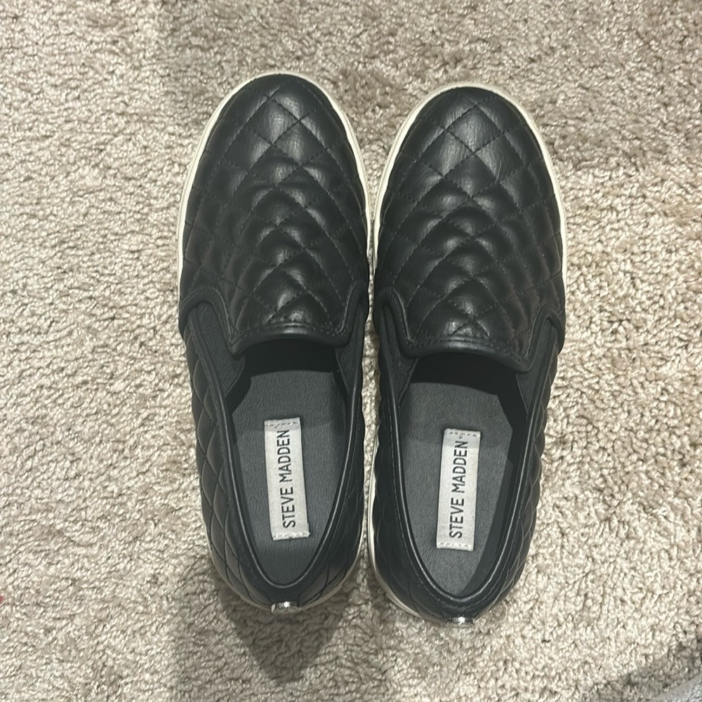 Steve Madden Slip Ons